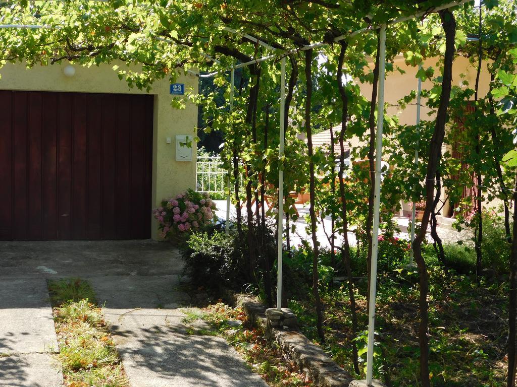 Apartment Varelija Bribir  Exterior photo