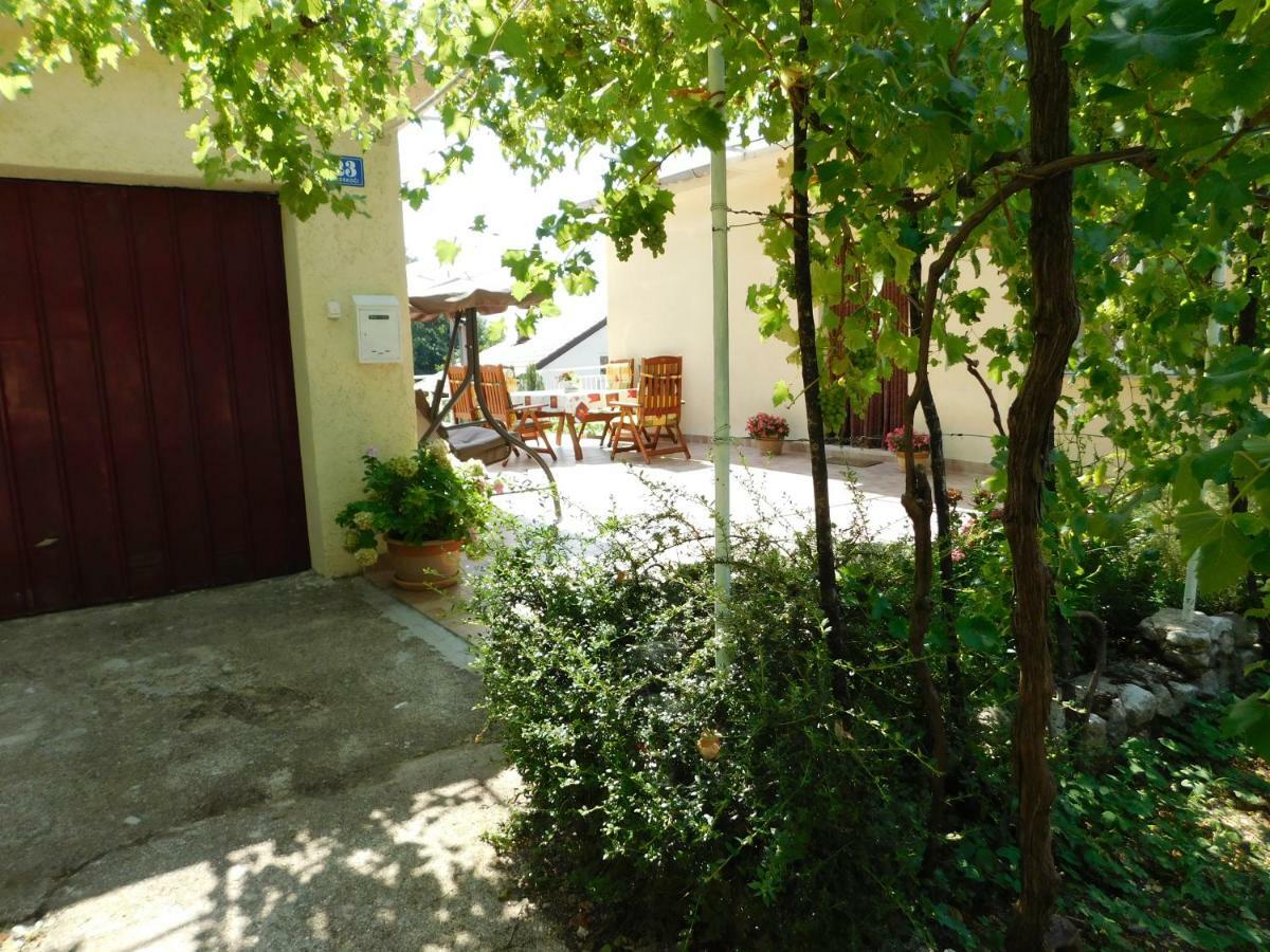 Apartment Varelija Bribir  Exterior photo
